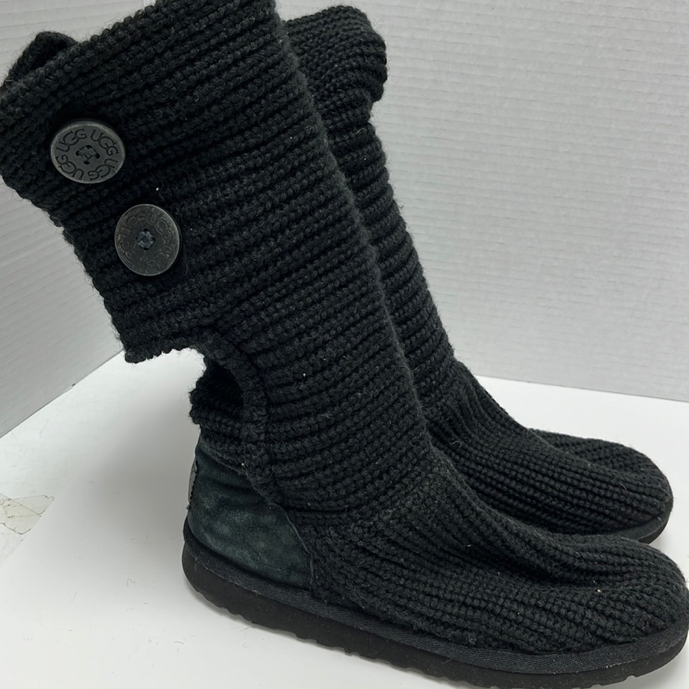 Ugg pull on knit boots!